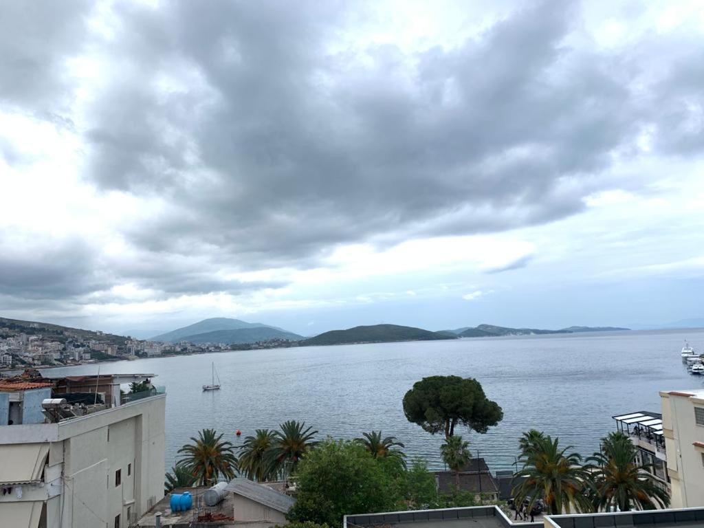 Delfin Apartments Sarande Exterior photo