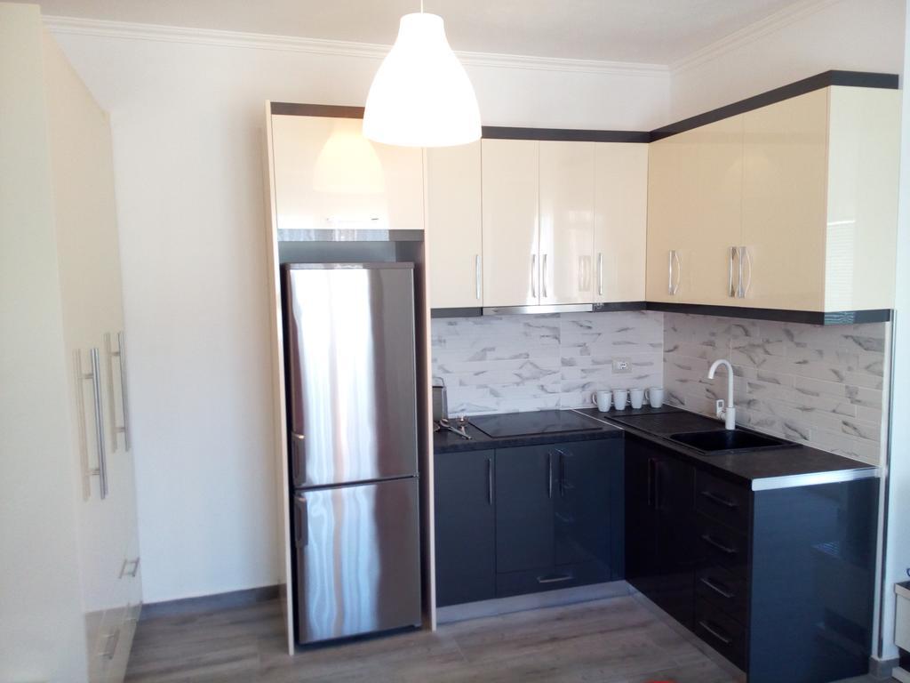 Delfin Apartments Sarande Exterior photo